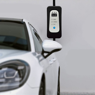 휴대용 EV 충전기 16A 타입2 전기 자동차 충전기 110V-240V AC 입력 전압