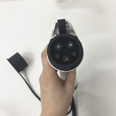 열탄화 껍질 물질 1형 IP55 32A 250V AC 전기차 단相 충전 플러그