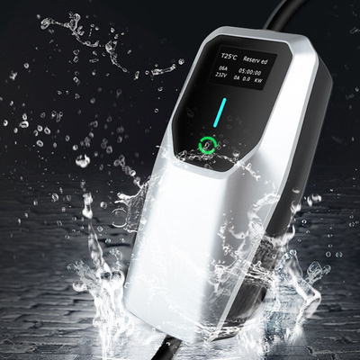 230V AC 단일 단계 휴대용 EV 충전기 IP66 인증 및 7Kw 출력 전력