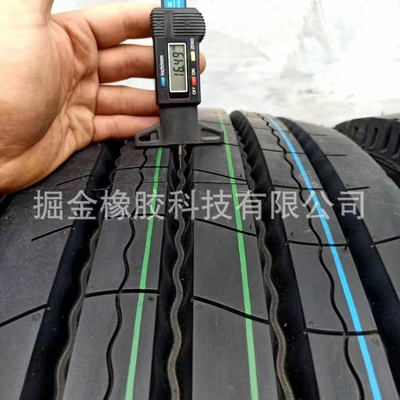 24cm 타이어 너비 및 림 스트립 타이어 속도 등급을 가진 저 프로필 트럭 타이어