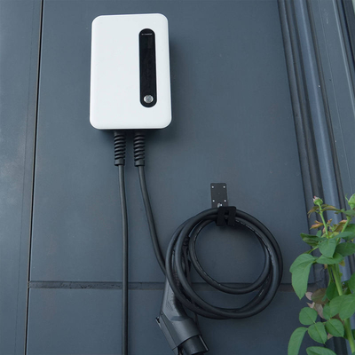 테슬라 인터페이스 표준 Oem Odm Sae J1772 IP 66 등급으로 32A EV 벽에 장착된 충전기