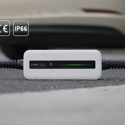 흰색 검은색 IP66 3.6Kw 16A 휴대용 전기 자동차 충전기 EV 충전기